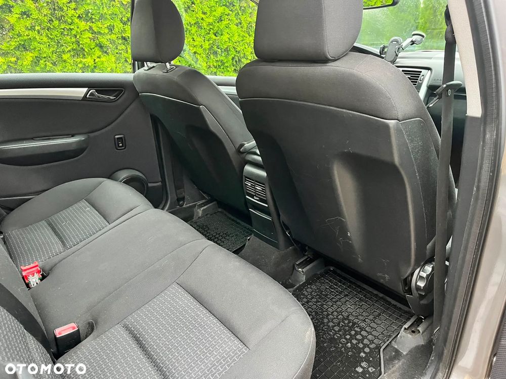Mercedes-Benz Klasa B 200 CDI DPF - 17
