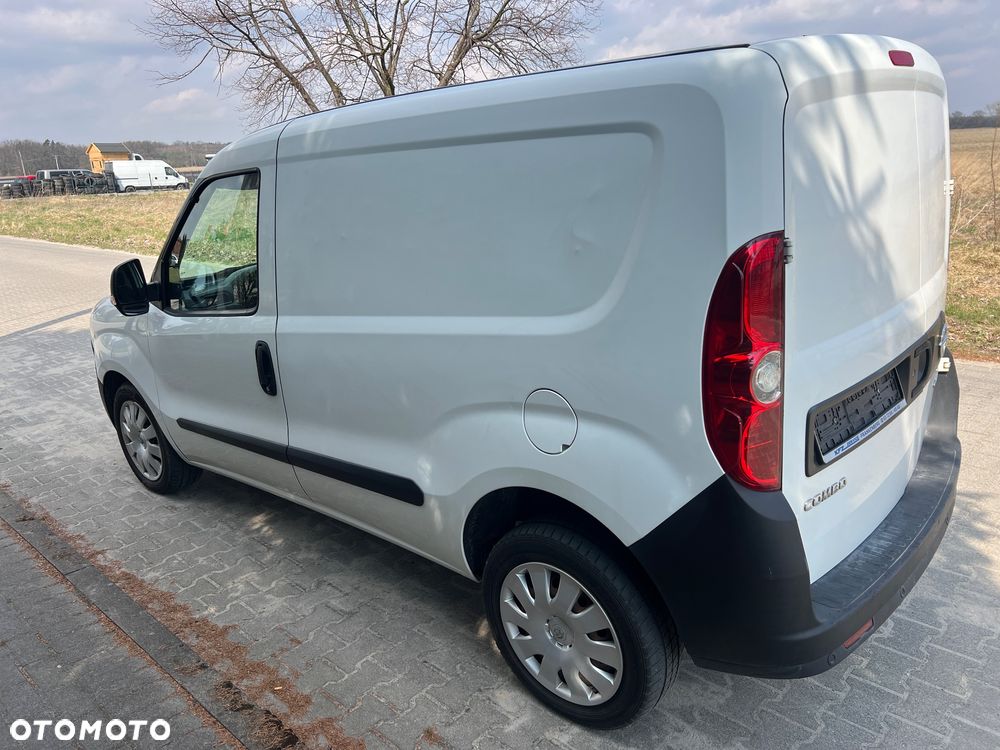 Opel COMBO - 10