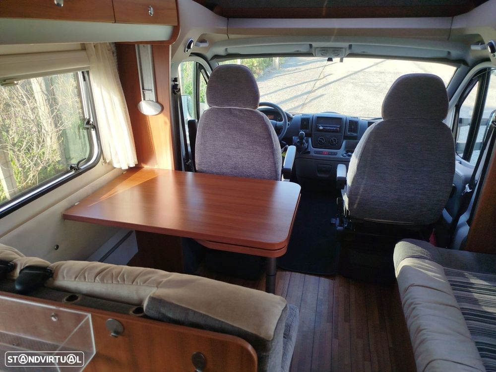 Knaus Südwind Sky wave.  Cama basculante E SUÍTE - 8