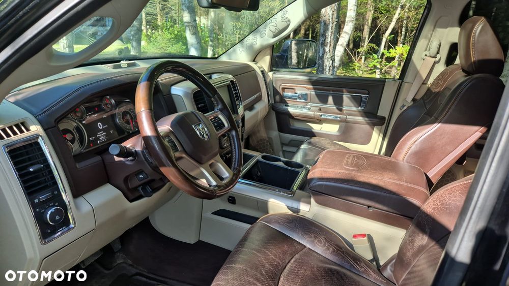 Dodge RAM 5.7 4x4 - 8