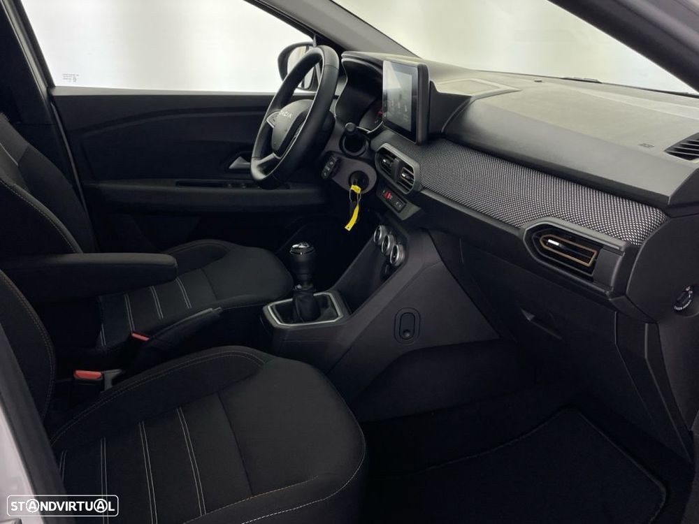 Dacia Sandero - 22