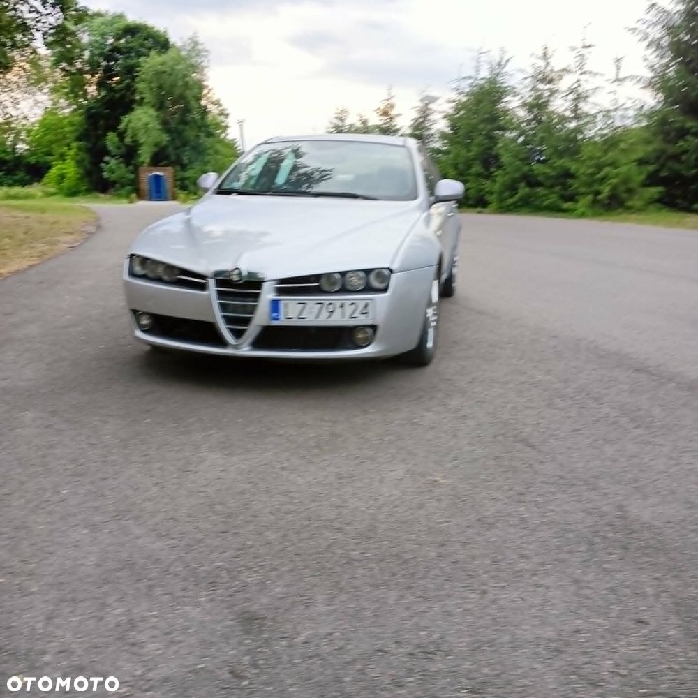 Alfa Romeo 159 - 2