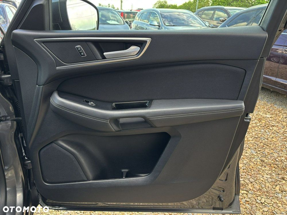 Ford S-Max 2.0 TDCi Titanium - 23