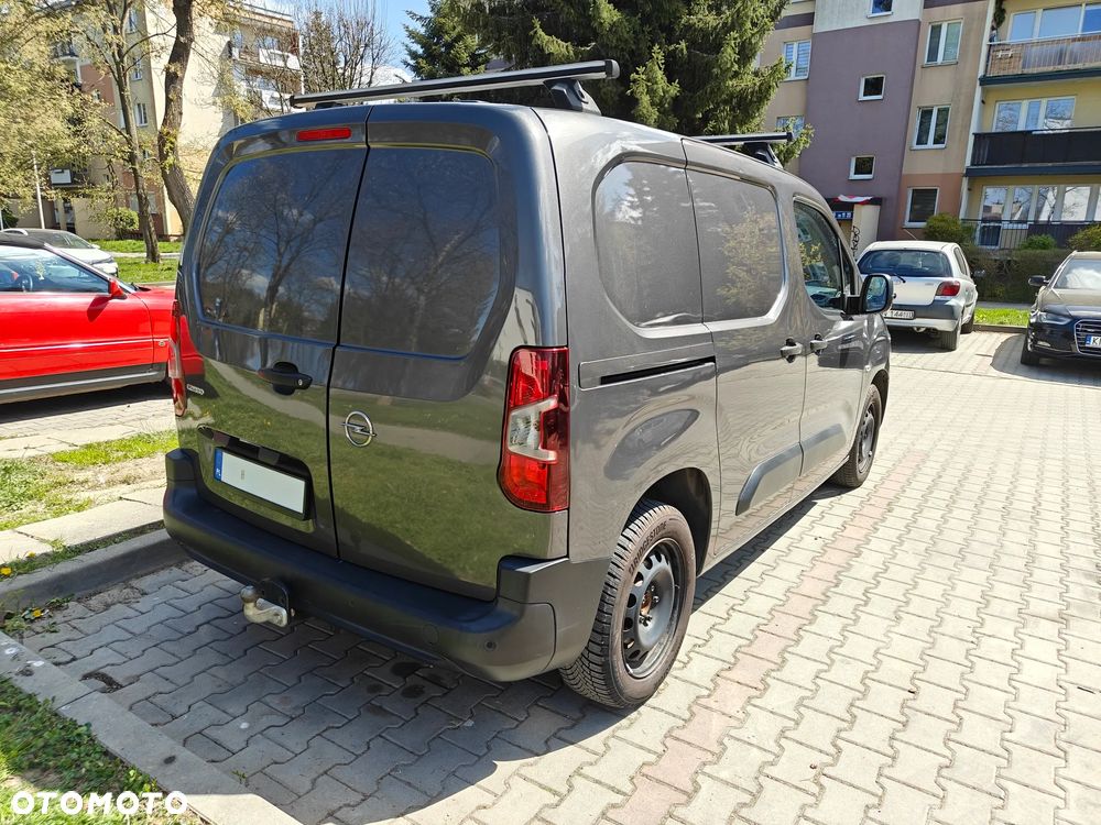 Opel Combo 1.5 CDTI Essentia S&S - 3