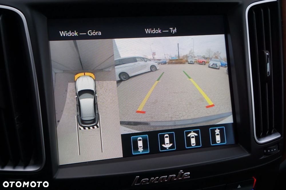 Maserati Levante S Granlusso - 8