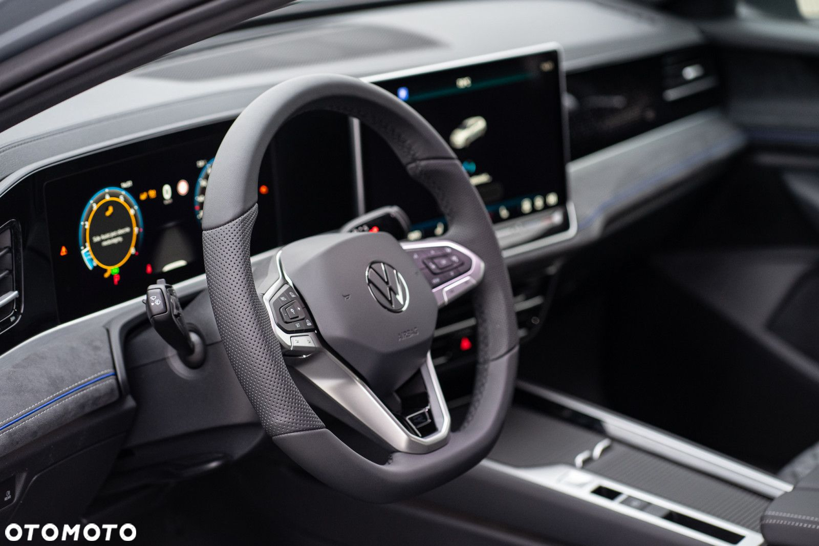 Volkswagen Passat - 15