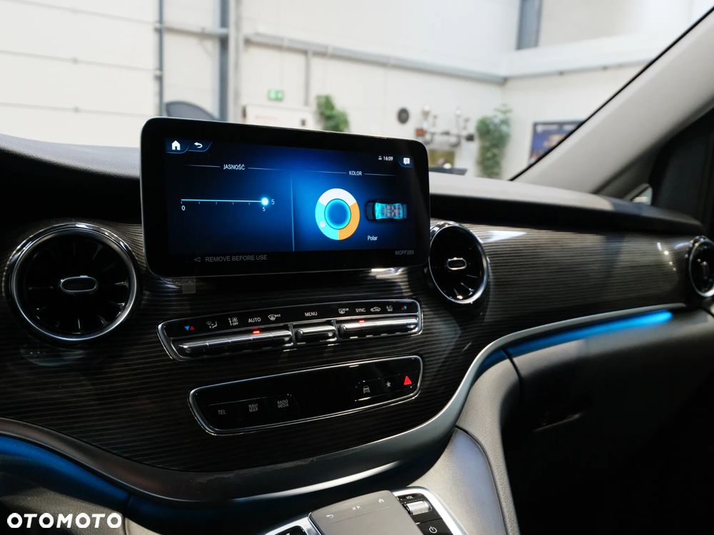 Mercedes-Benz Klasa V 250 d Avantgarde 9G-Tronic (d³ugi) - 29