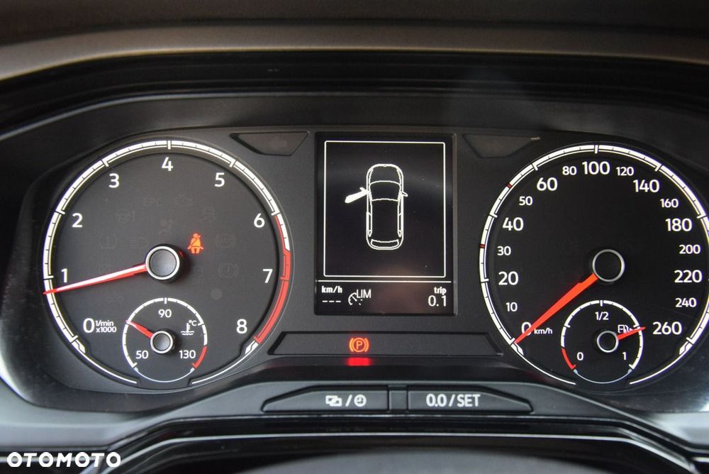 Volkswagen Polo 1.0 Comfortline - 26