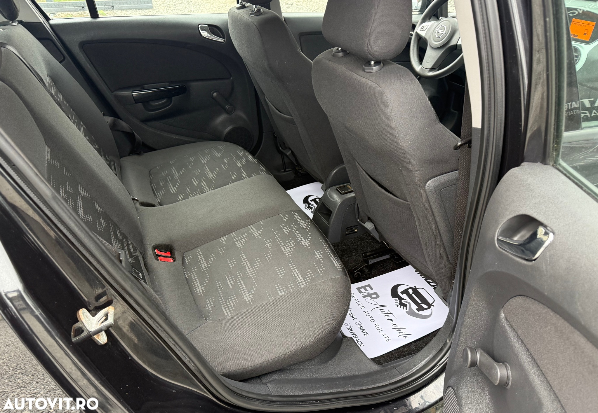 Opel Corsa 1.3 CDTI DPF Cosmo - 12
