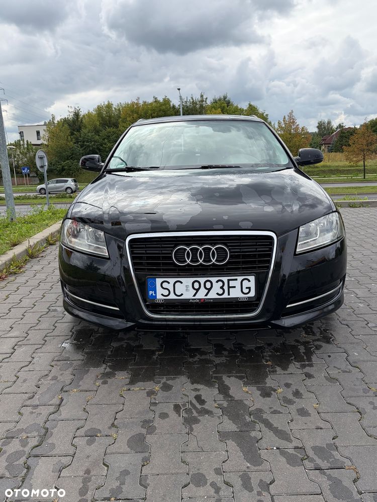 Audi A3 Sportback - 2