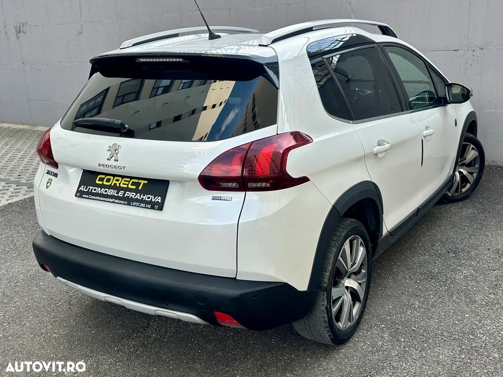 Peugeot 2008 - 4