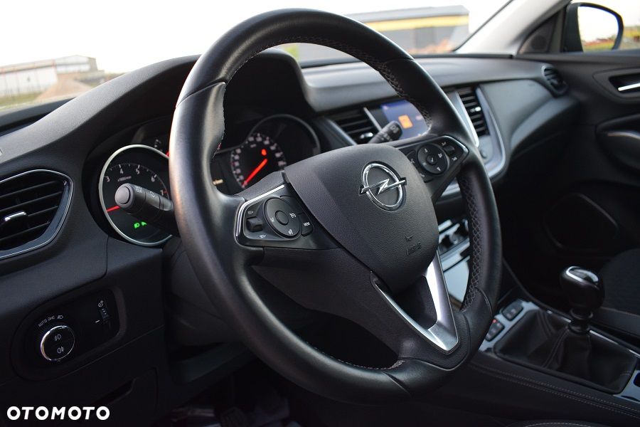 Opel Grandland X 1.2 Start/Stop Elegance - 25