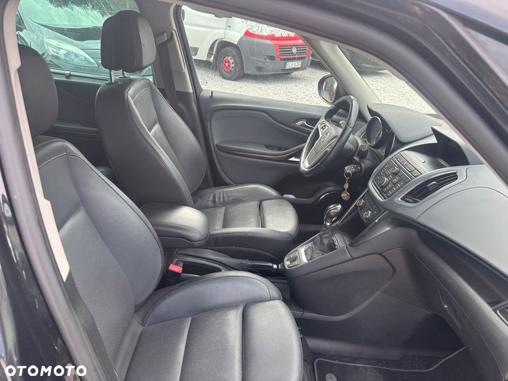 Opel Zafira - 14