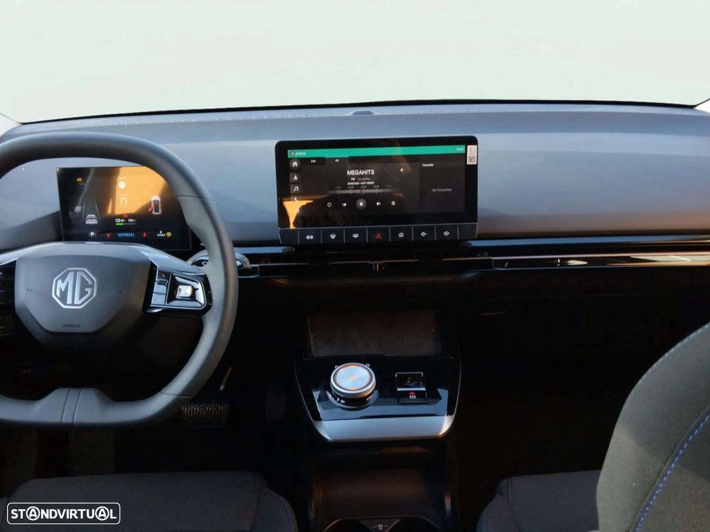 MG MG4 51 kWh Standard - 10