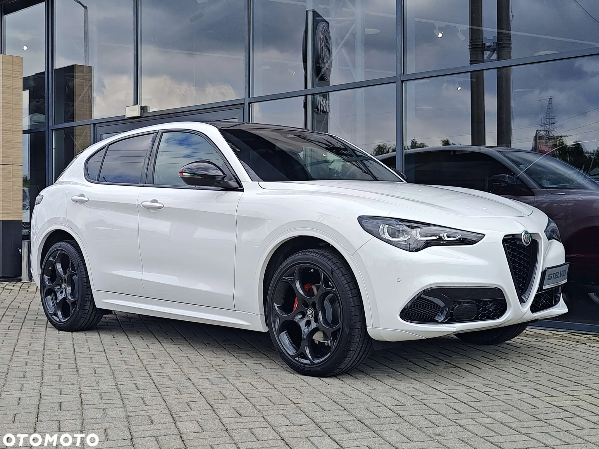 Alfa Romeo Stelvio - 15