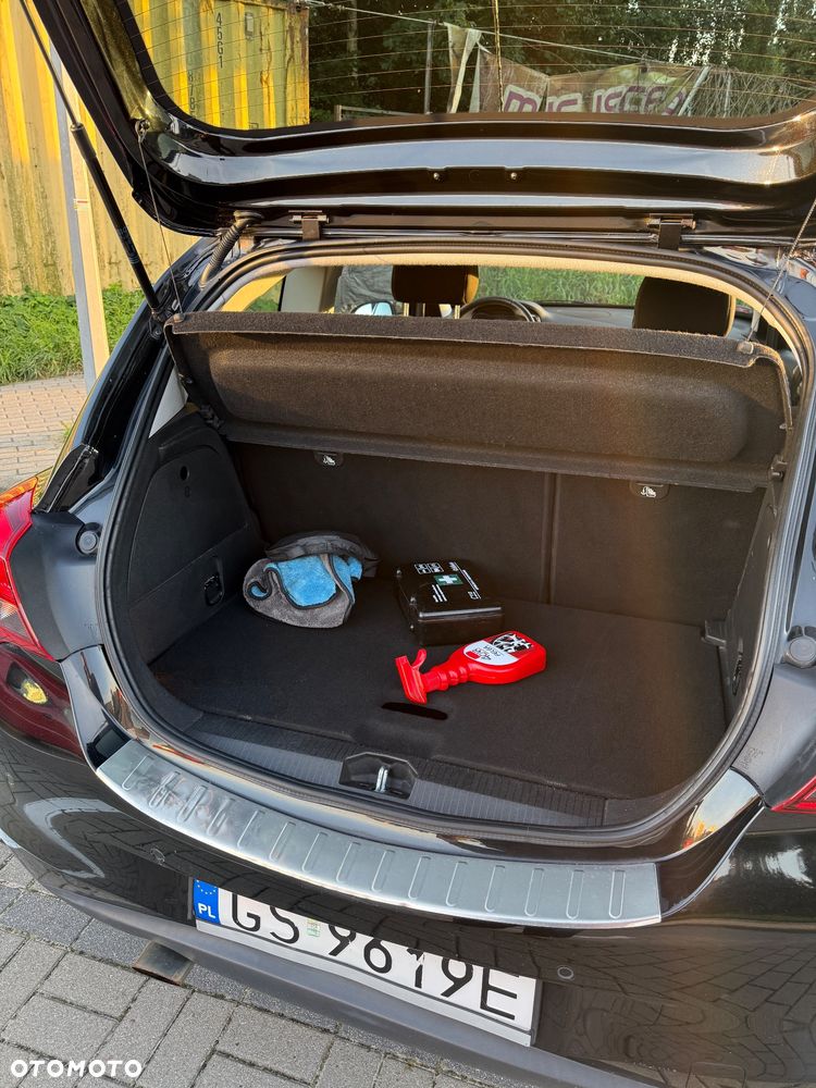 Opel Corsa 1.4 T Enjoy S&S - 17