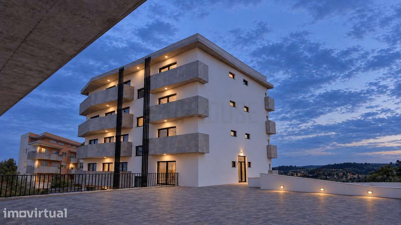 Apartamento T2 Moderno Junto ao Centro de Tondela - Grande imagem: 2/9