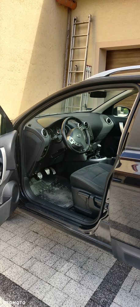 Nissan Qashqai - 11