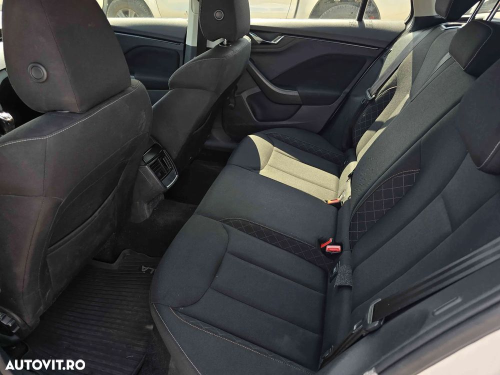 Skoda Scala - 10
