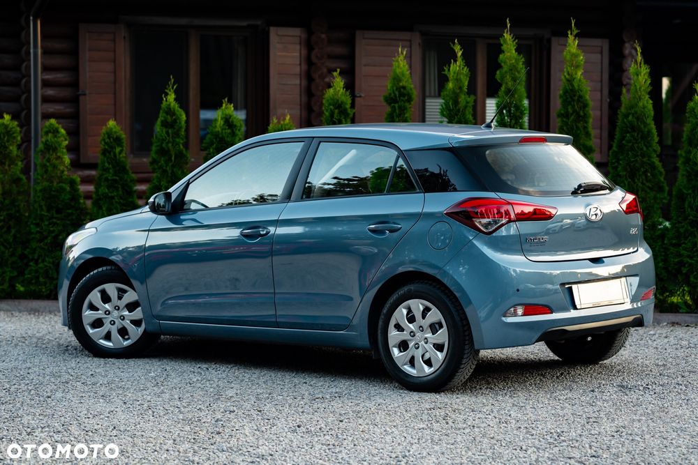 Hyundai i20 - 10