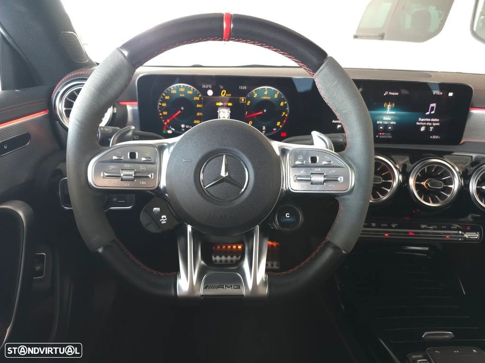 Mercedes-Benz CLA 45 AMG S Shooting Brake 4Matic+ - 17