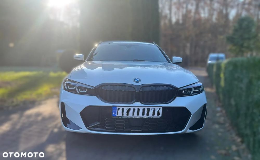 BMW Seria 3 330e xDrive M Sport - 5