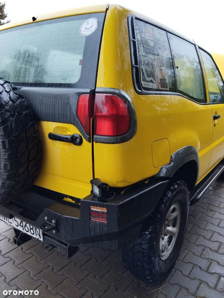 Nissan Terrano II 2.7 TDi Luxury - 8