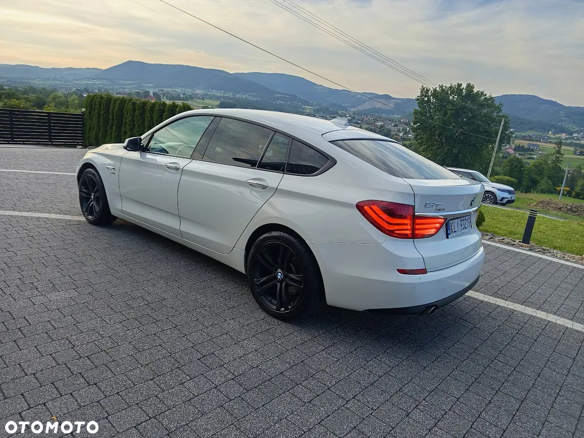 BMW 5GT 530d xDrive - 3
