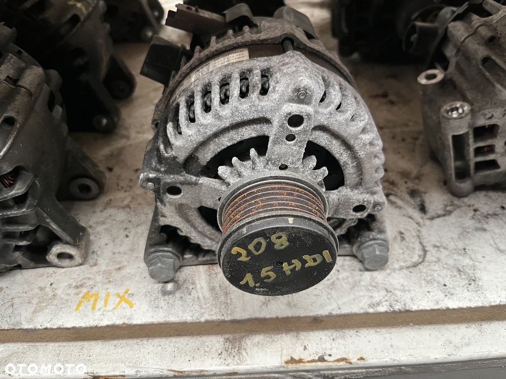 Alternator 1.5 BLUEHDI Peugeot 208 II 9820893880 - 2