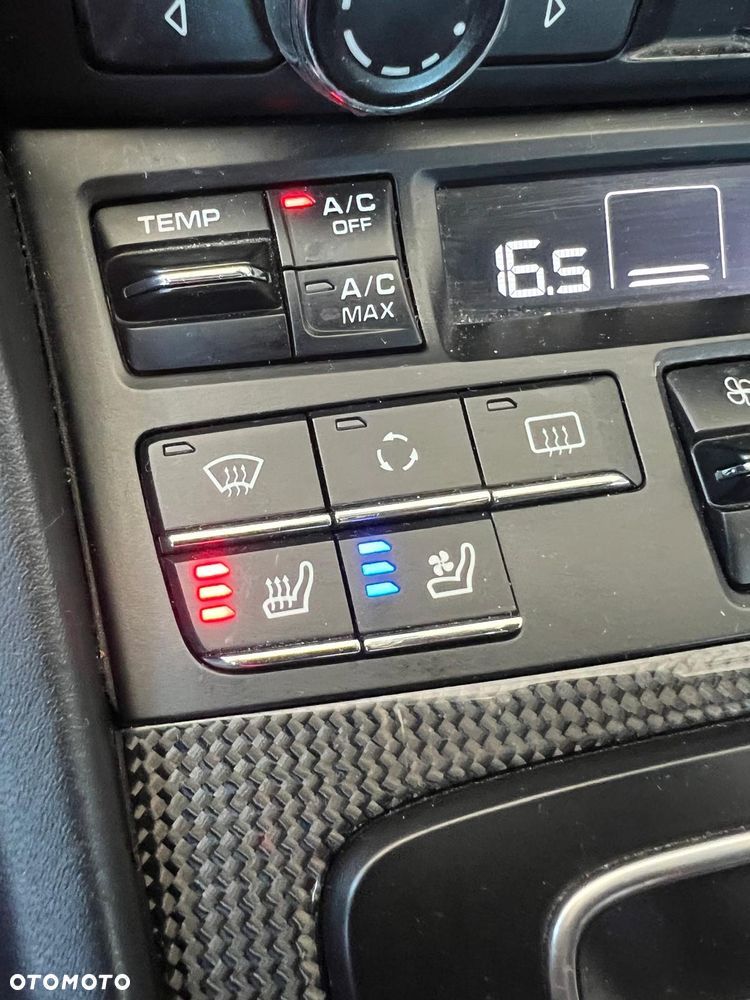 Porsche 911 Carrera S PDK 50 Jahre - 18