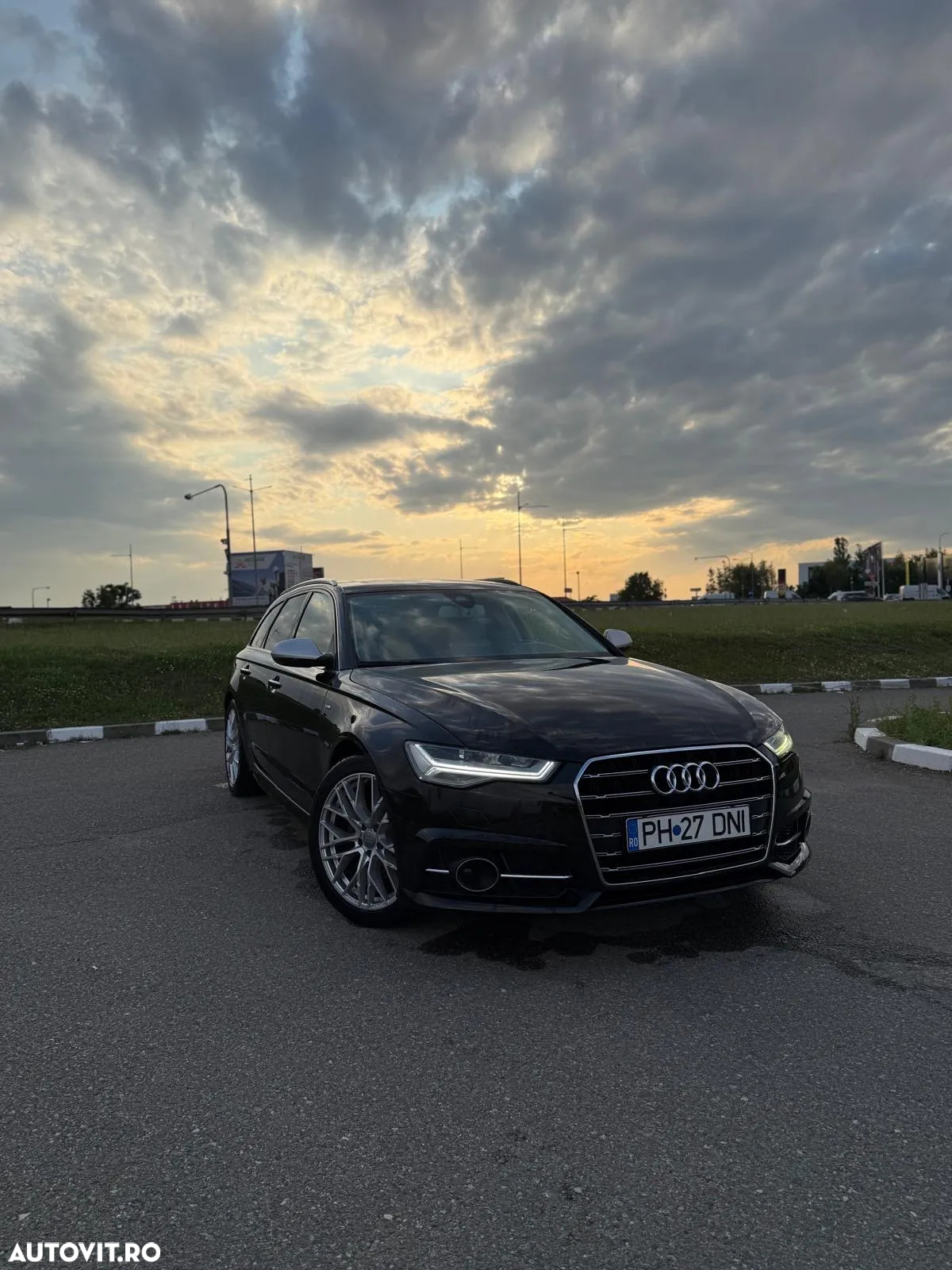 Audi A6 Avant 2.0 TDI Ultra S tronic - 9