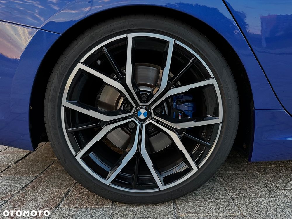 BMW Seria 3 330i M Sport - 32