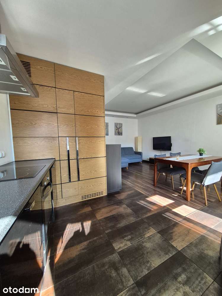 Apartament z balkonem, widok na patio, garaż podziemny, komórka lok. - Pełny obrazek: 3/15