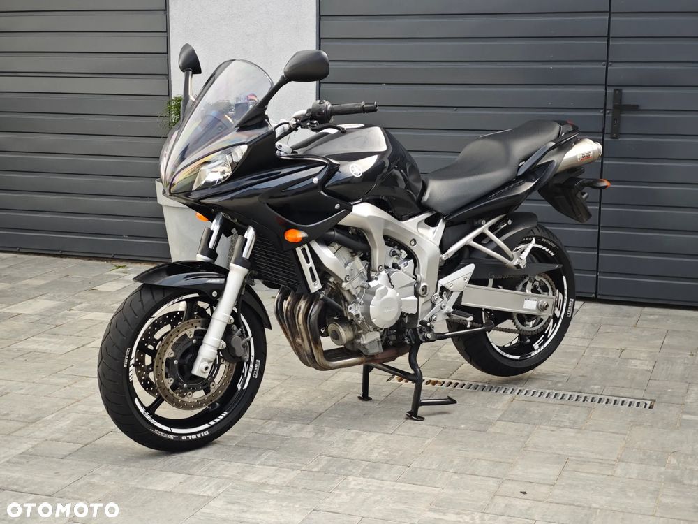 Yamaha FZ6 - 11