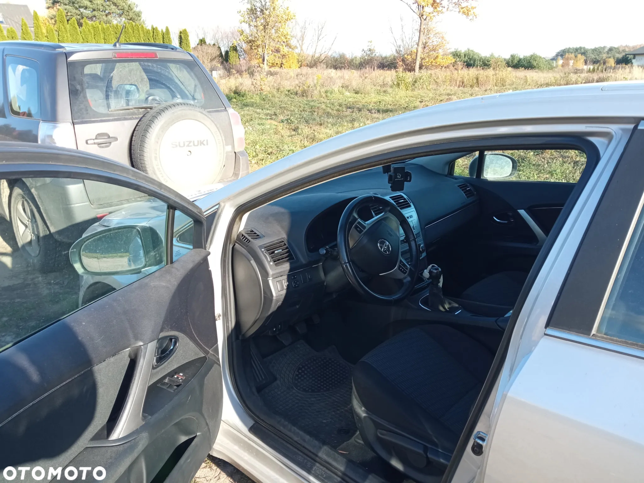 Toyota Avensis 2.0 D-4D Active - 8