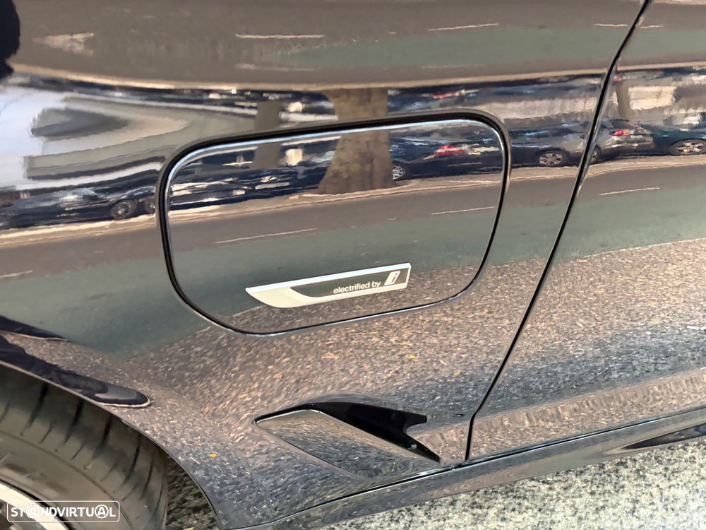 BMW 530 e Pack M - 12