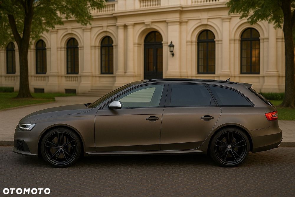 Audi RS4 Avant - 1