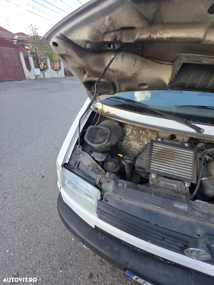 Volkswagen Transporter - 4