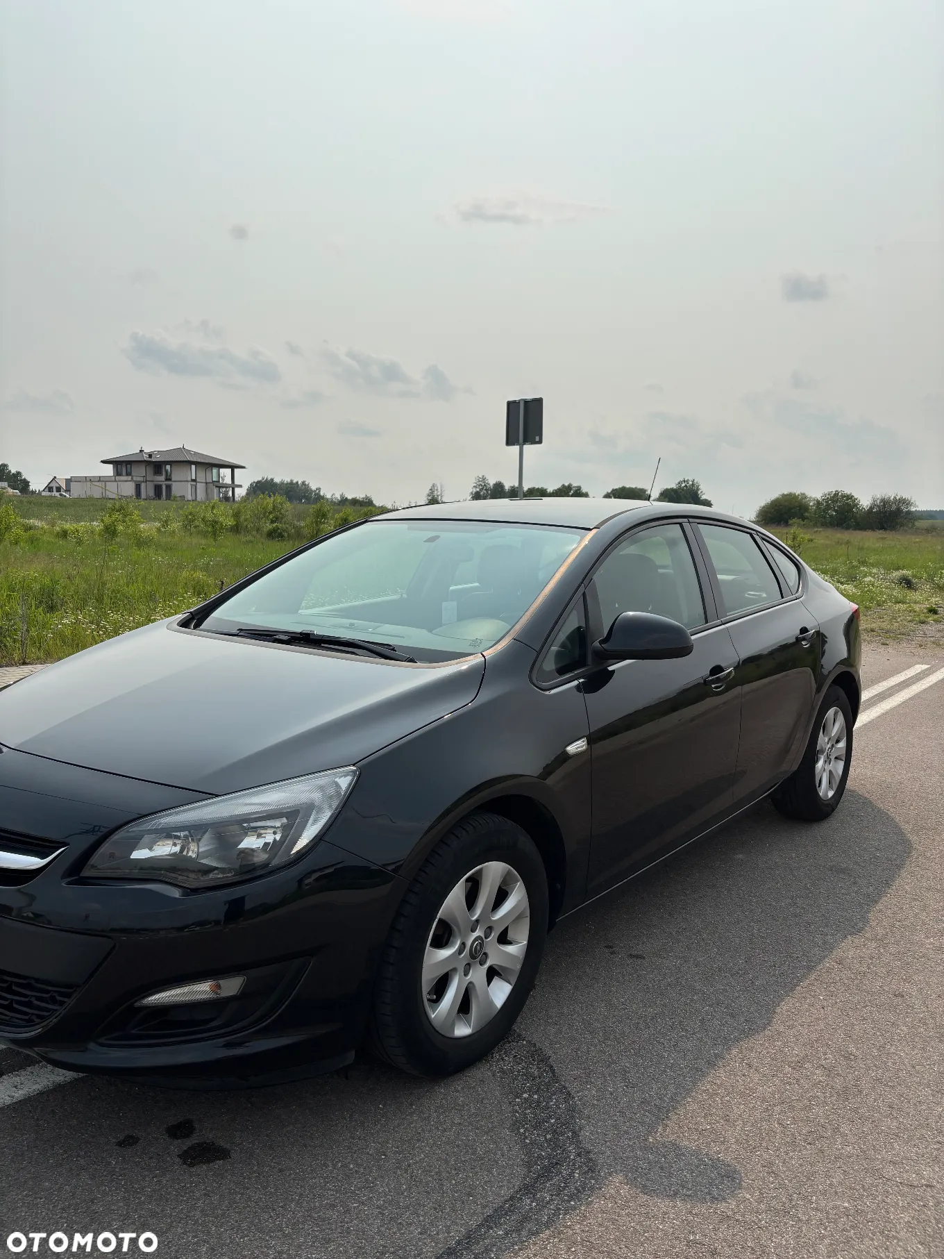 Opel Astra IV 1.6 CDTI Business - 2