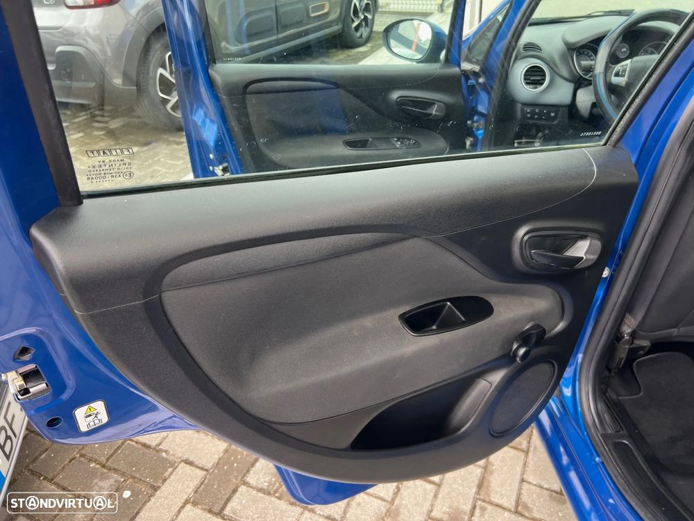 Fiat Punto Evo 1.3 M-Jet Active - 19