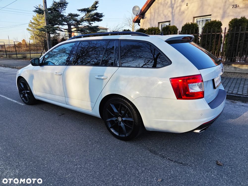 Skoda Octavia 2.0 TDI RS Challenge DSG - 13