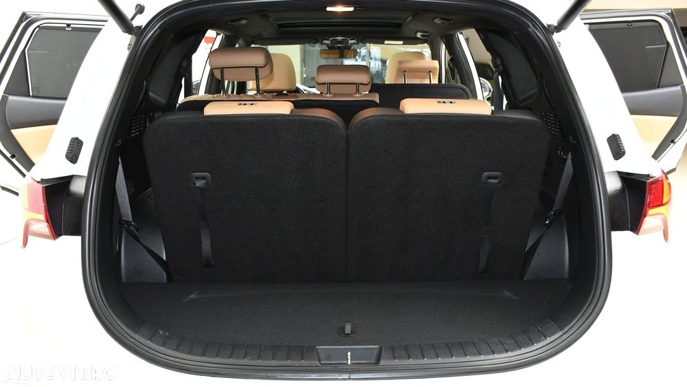 Hyundai Santa Fe 1.6 Plugin-Hybrid 4WD SEVEN Signature - 14