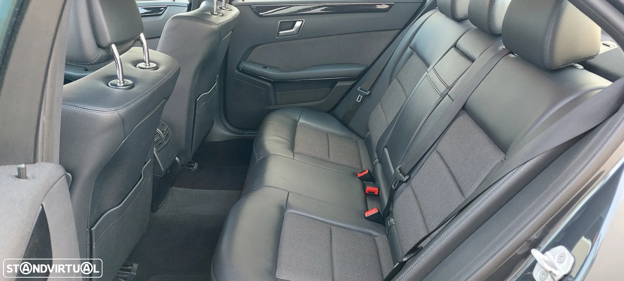 Mercedes-Benz E 250 CDi Avantgarde BlueEfficiency Auto. - 23