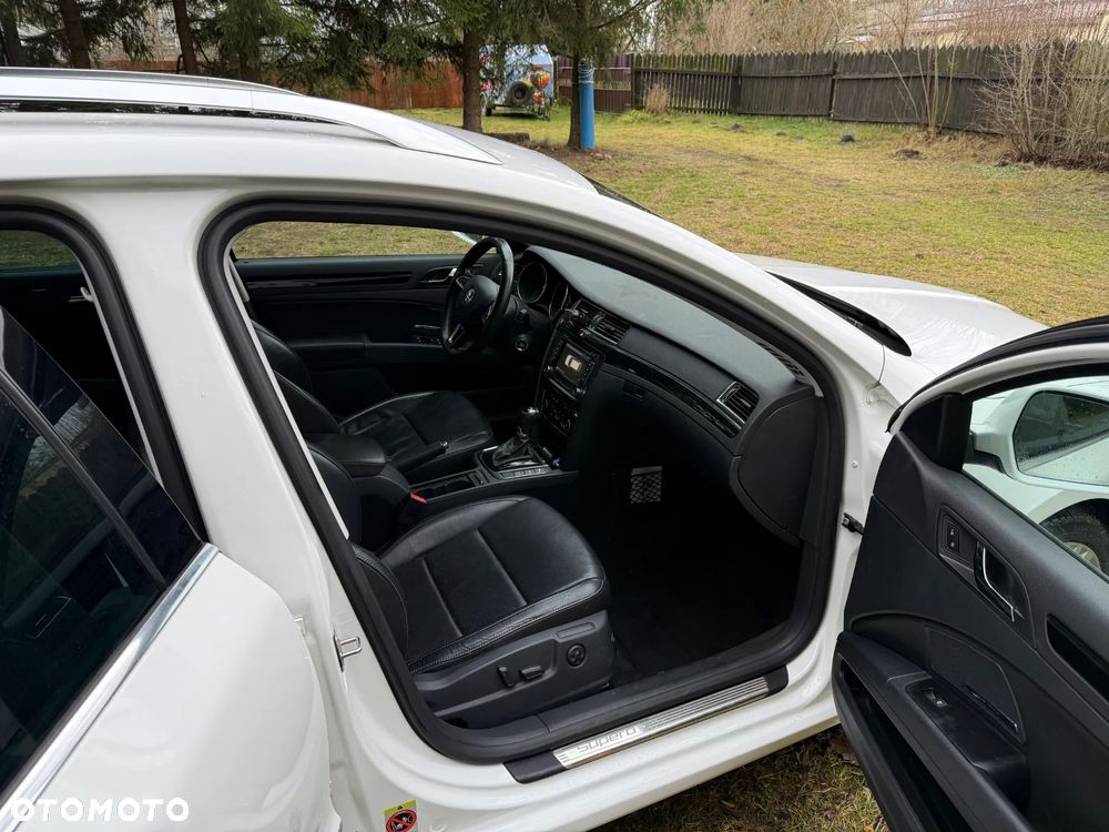 Skoda Superb 2.0 TSI L&K DSG - 20