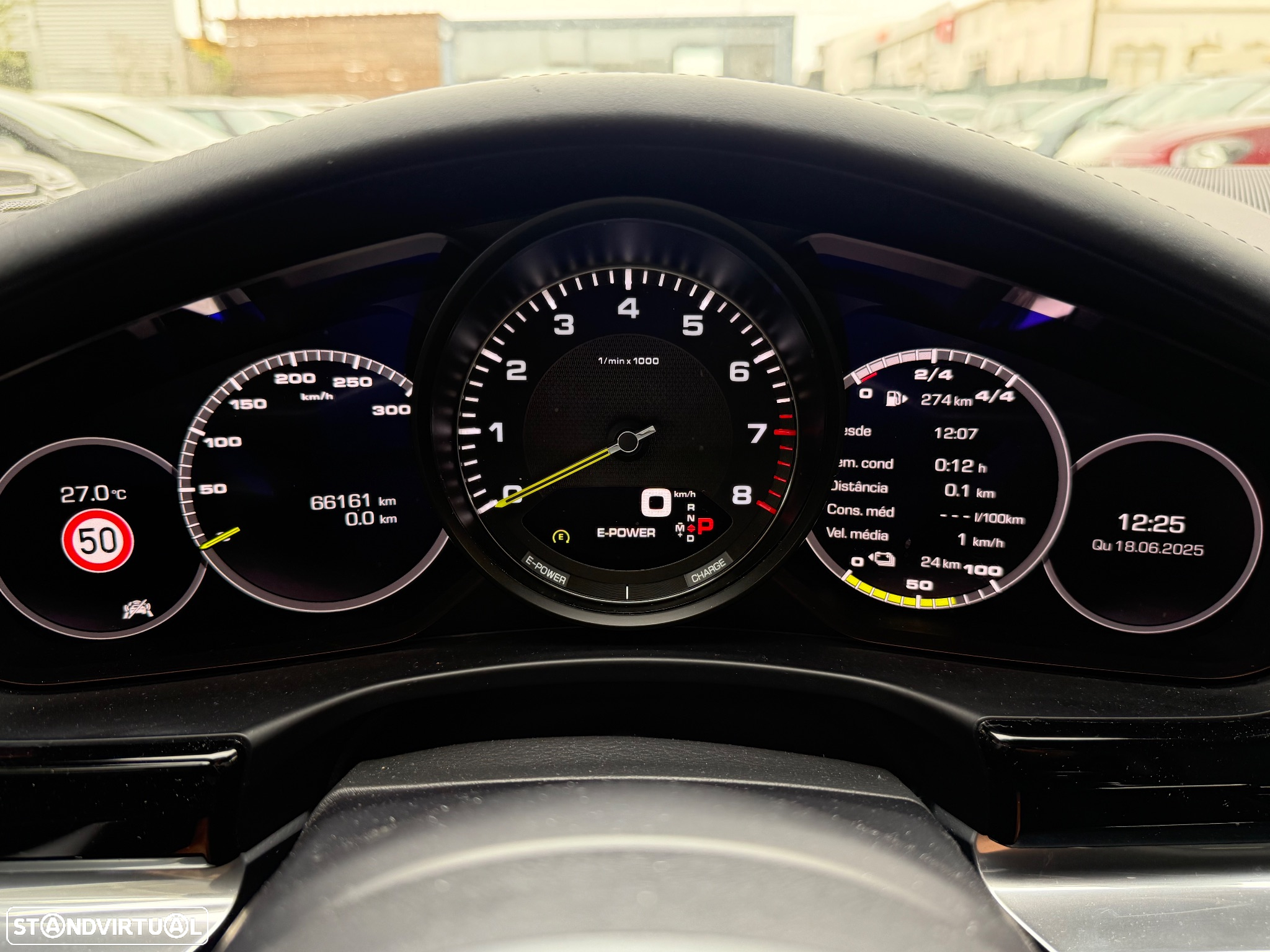 Porsche Panamera Sport Turismo 4 E-Hybrid 10 Years Edition - 14