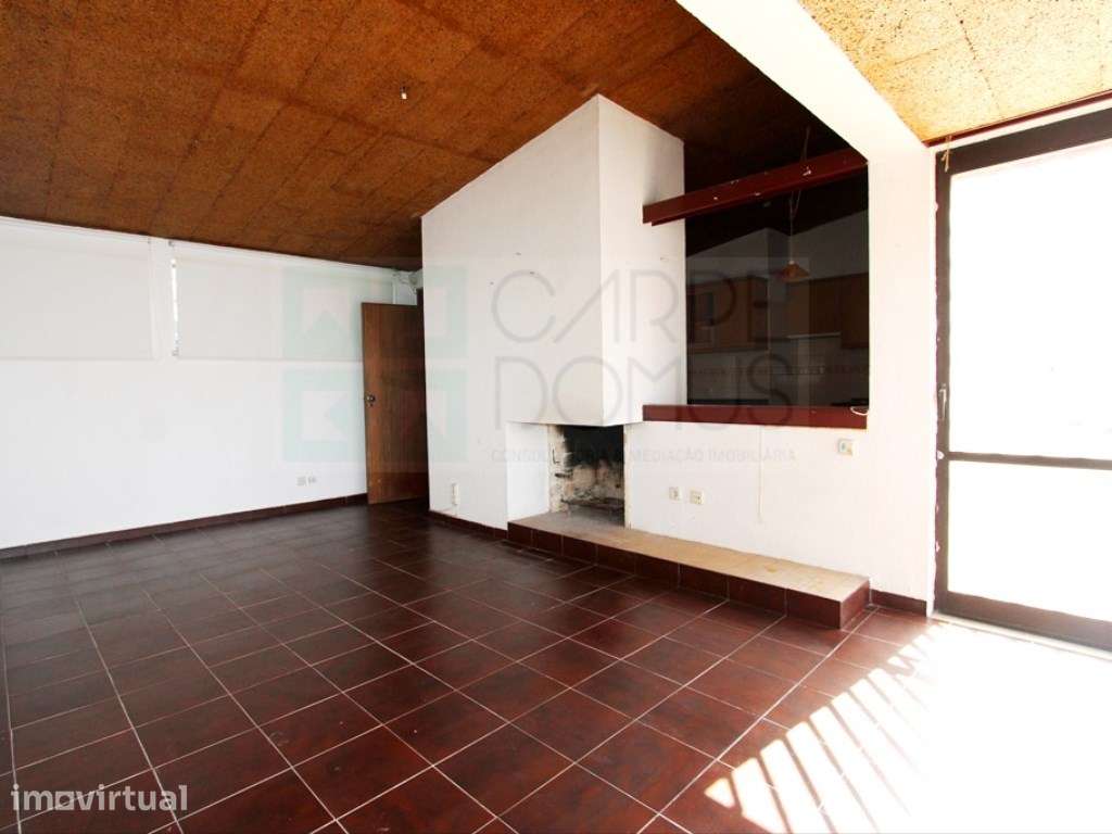 Moradia T6, lote 915m2, próxima da praia, na Parede, Cascais - Grande imagem: 3/58