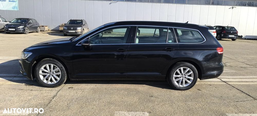 Volkswagen Passat Variant 1.6 TDI (BlueMotion Technology) DSG Trendline - 6