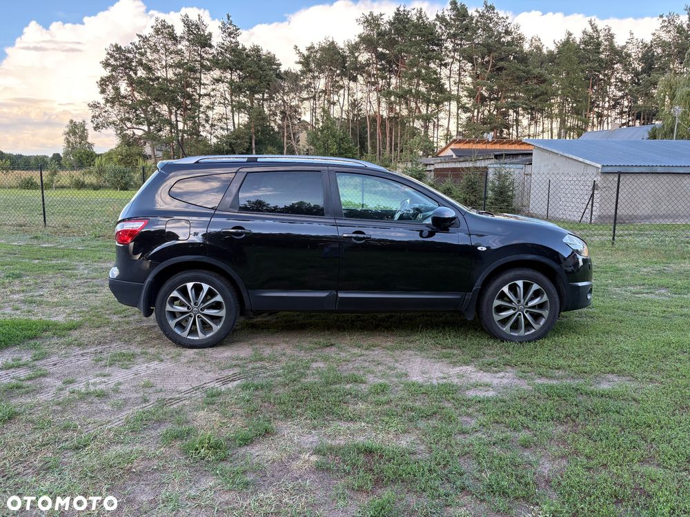 Nissan Qashqai+2 2.0 Tekna Premium - 2