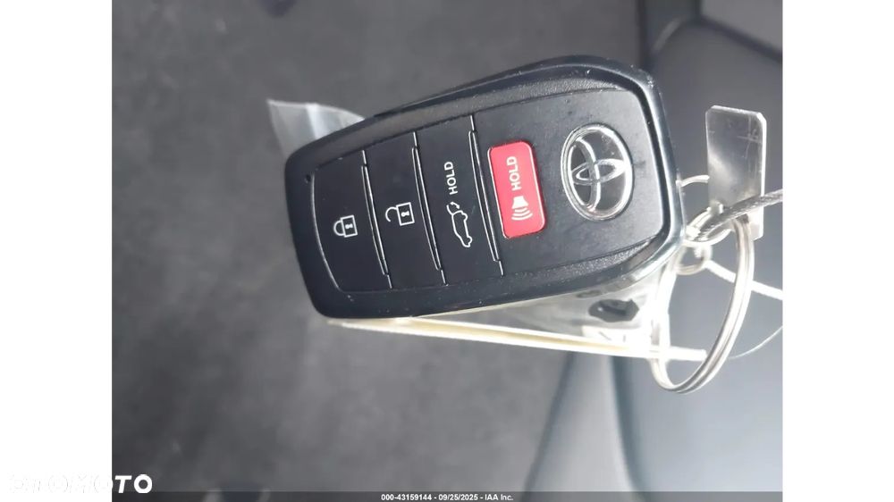 Toyota Land Cruiser - 15