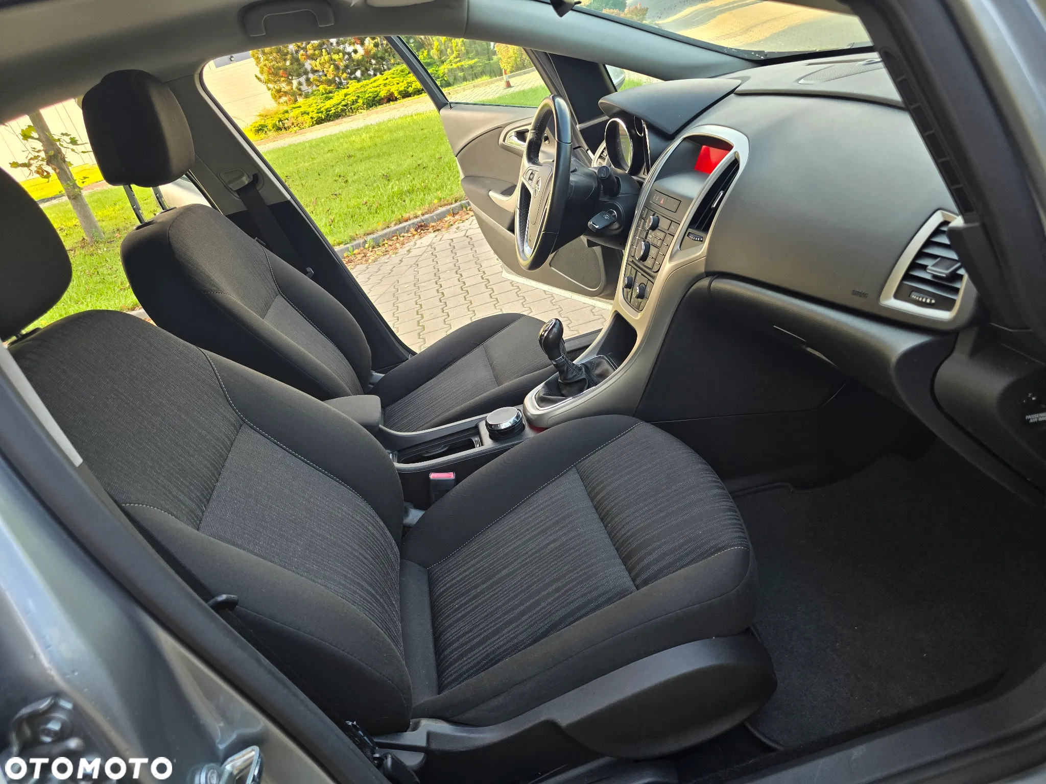 Opel Astra 1.4 EcoFLEX 150 Jahre - 15